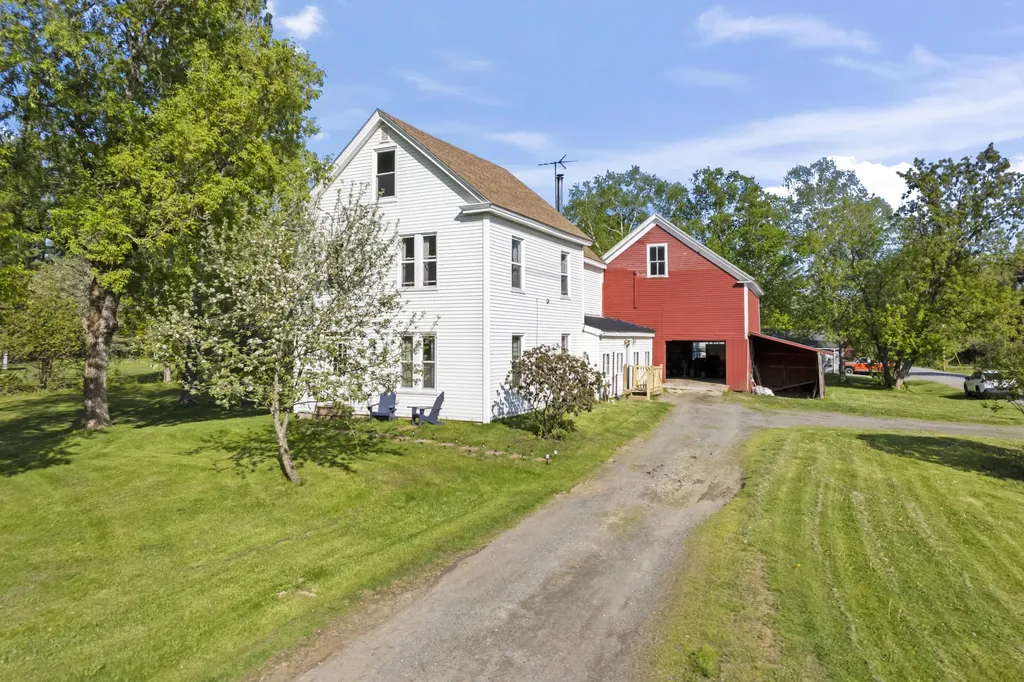 35 Pleasant Street Milo ME 04463