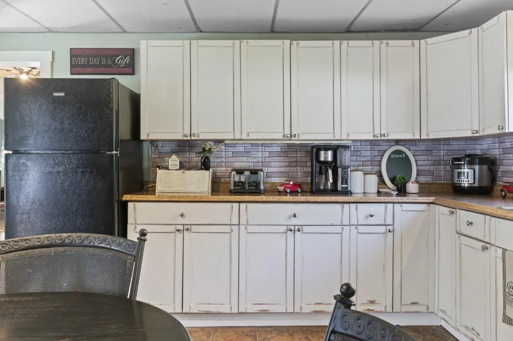 35 Pleasant Street Milo ME 04463