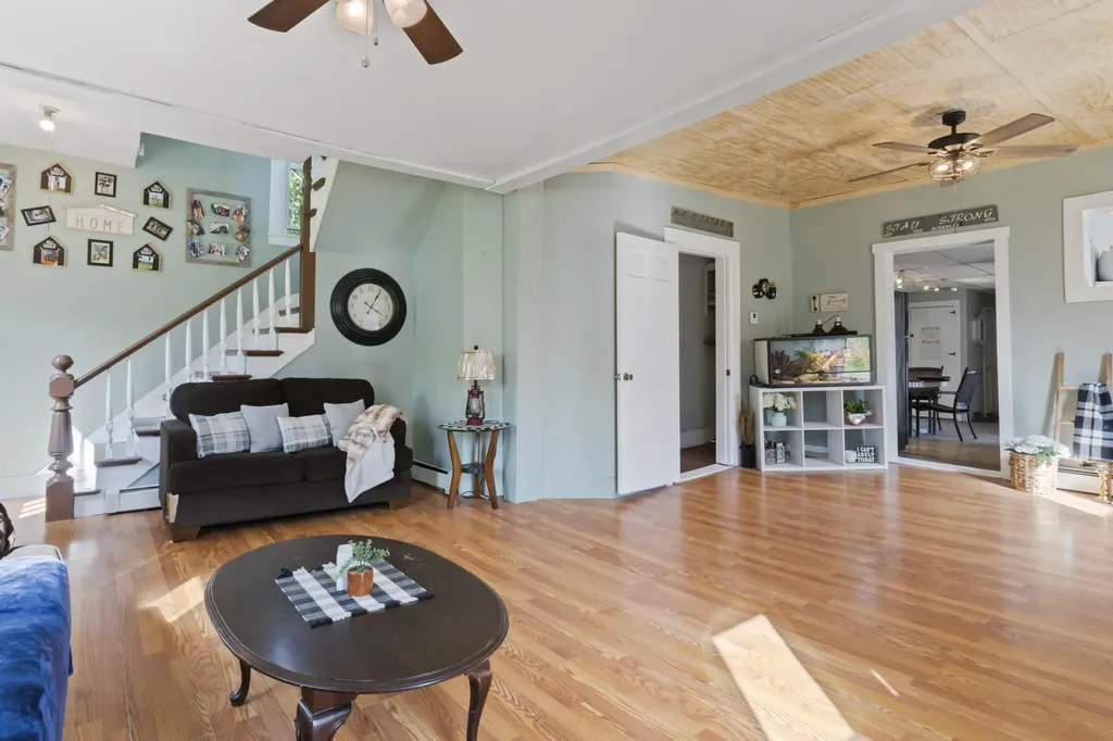 35 Pleasant Street Milo ME 04463