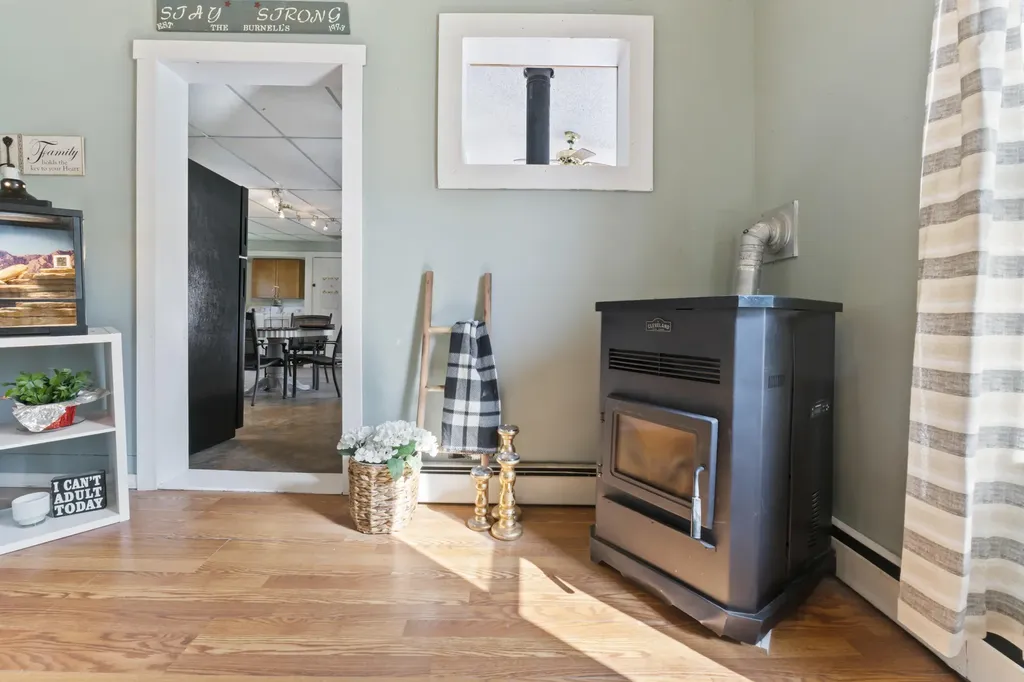 35 Pleasant Street Milo ME 04463