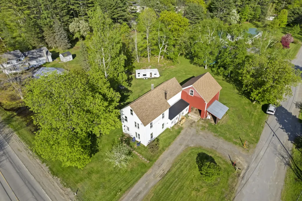 35 Pleasant Street Milo ME 04463