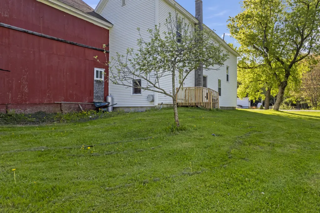35 Pleasant Street Milo ME 04463