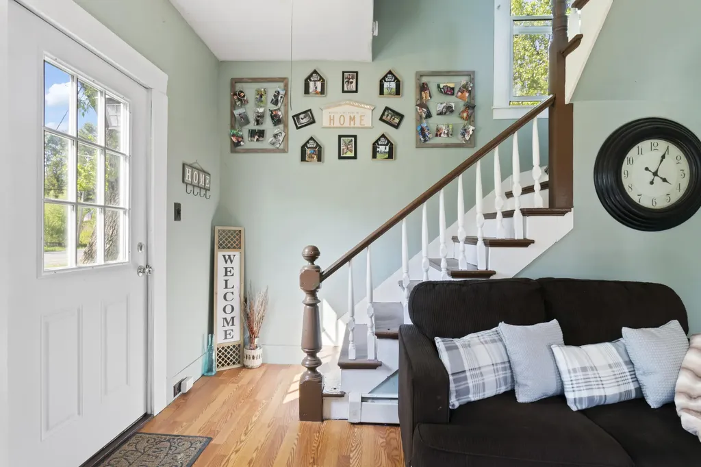 35 Pleasant Street Milo ME 04463