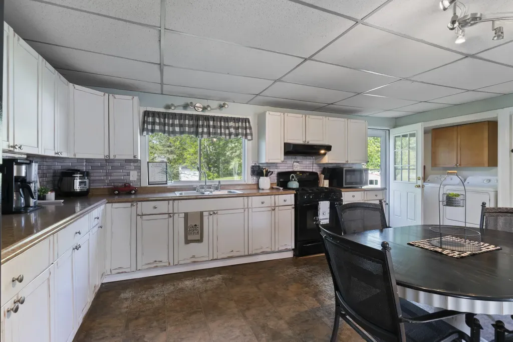 35 Pleasant Street Milo ME 04463