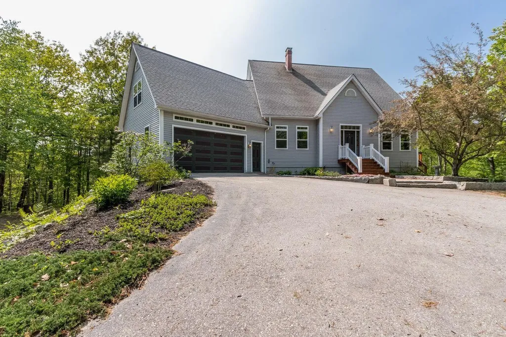 19 Conforte Hill Road Bridgton ME 04009