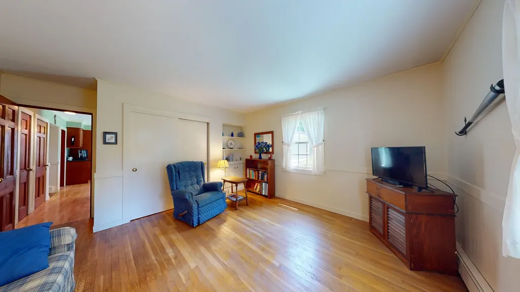 385 East Avenue Lewiston ME 04240