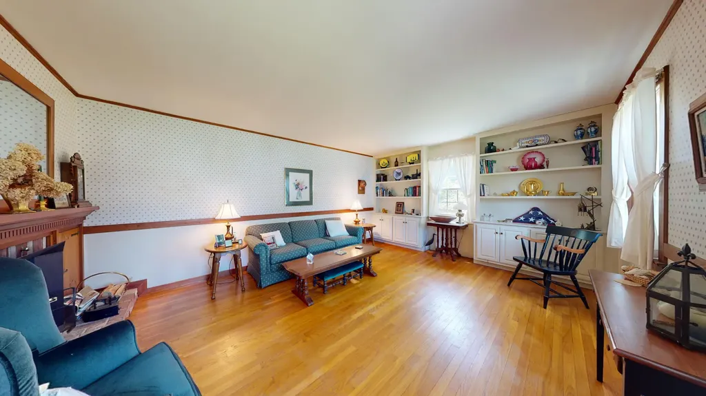 385 East Avenue Lewiston ME 04240