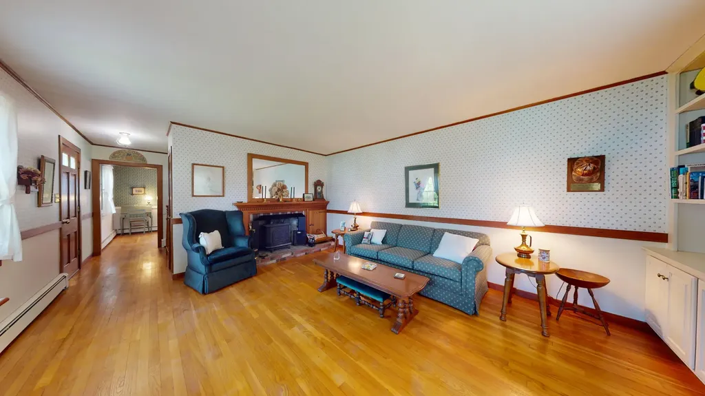 385 East Avenue Lewiston ME 04240