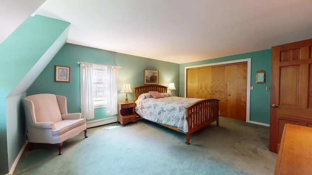 385 East Avenue Lewiston ME 04240