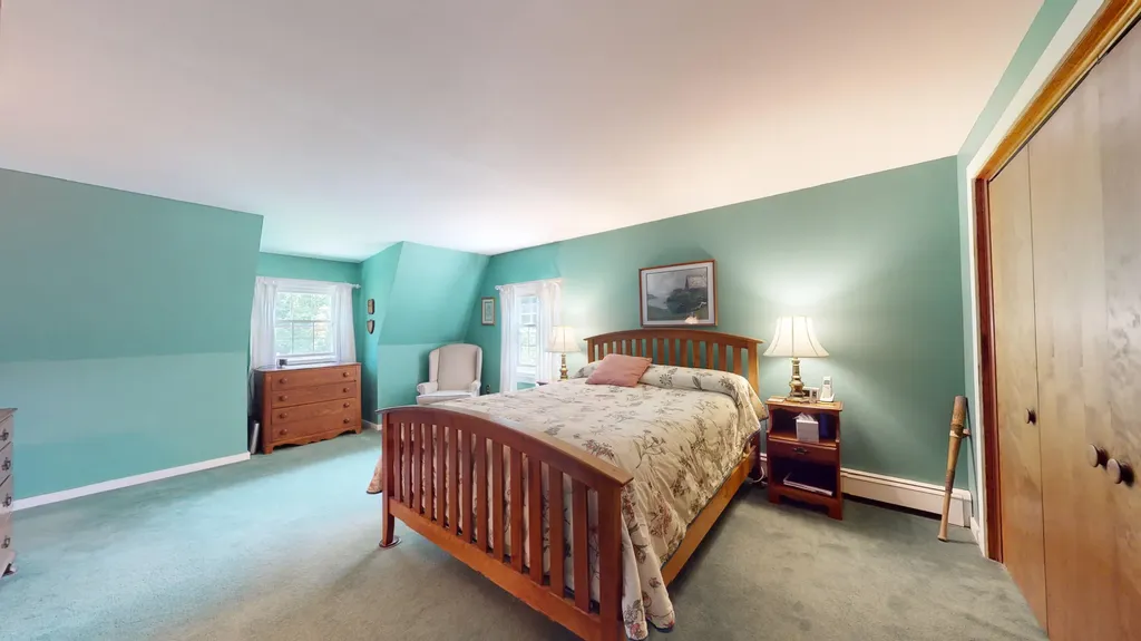 385 East Avenue Lewiston ME 04240