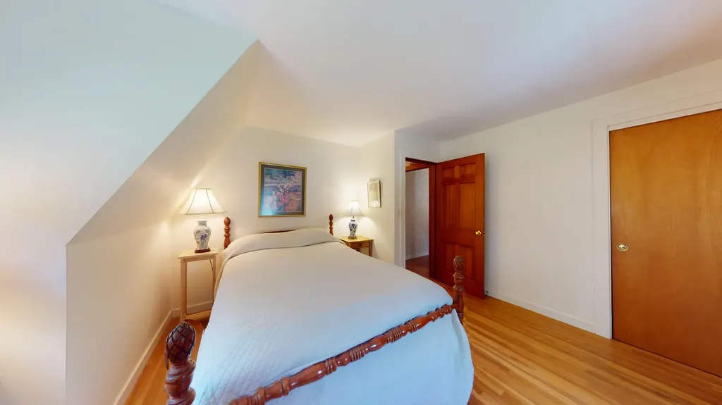 385 East Avenue Lewiston ME 04240