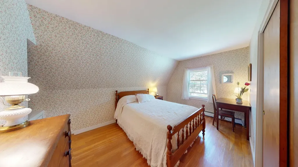 385 East Avenue Lewiston ME 04240