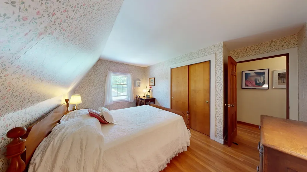 385 East Avenue Lewiston ME 04240