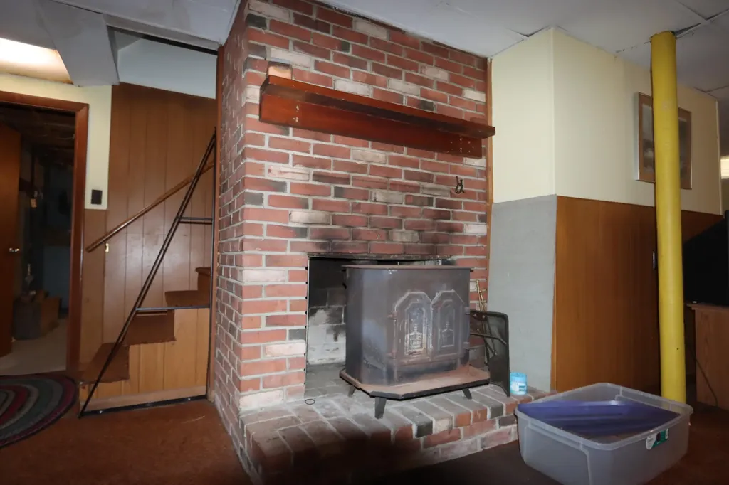 385 East Avenue Lewiston ME 04240