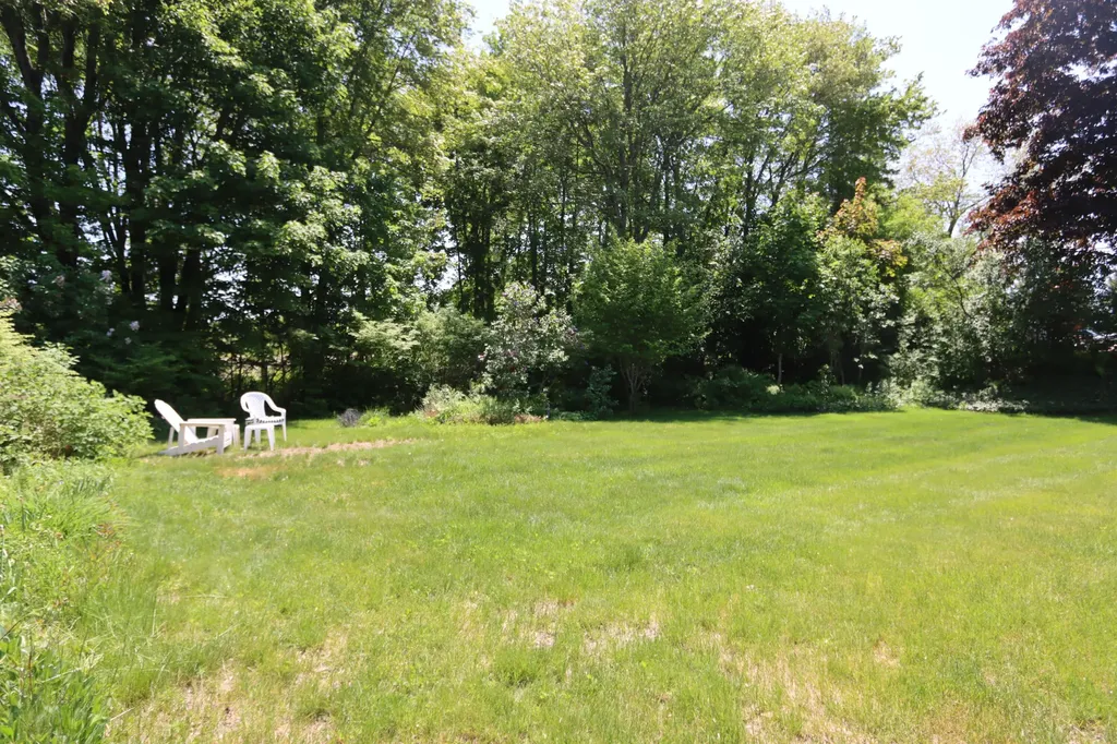 385 East Avenue Lewiston ME 04240