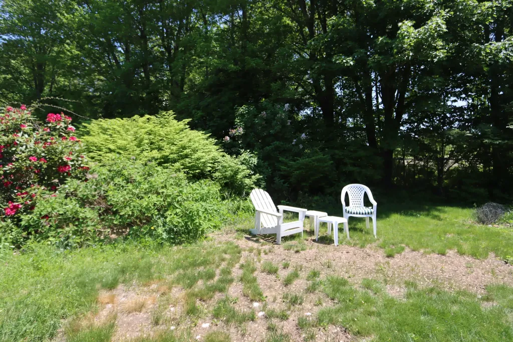 385 East Avenue Lewiston ME 04240