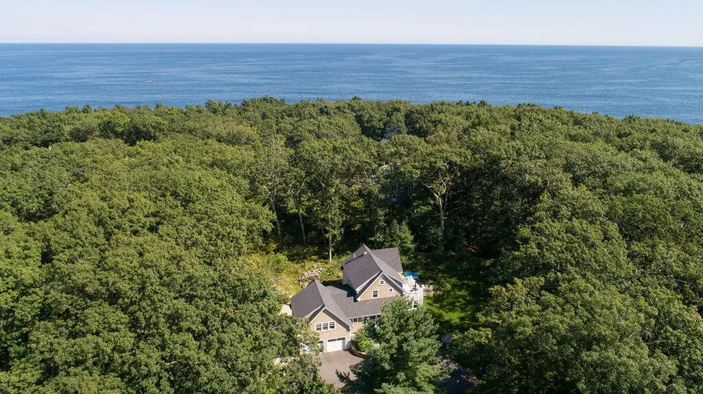 3 Pequanac Place York ME 03902