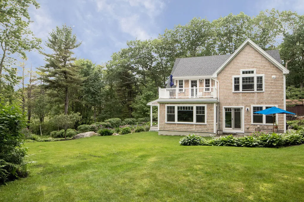 3 Pequanac Place York ME 03902