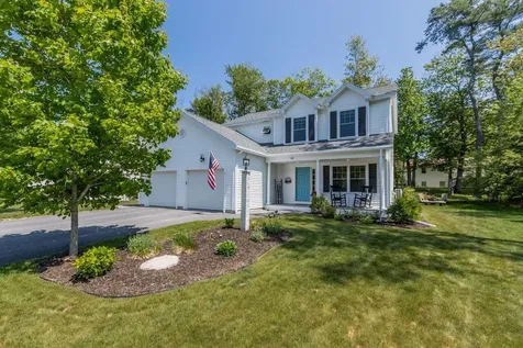 99 Forest Glen Lane Topsham ME 04086
