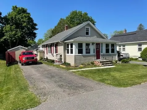 19 Kineo Street Bangor ME 04401
