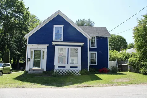 11 Pine Street Gorham ME 04038