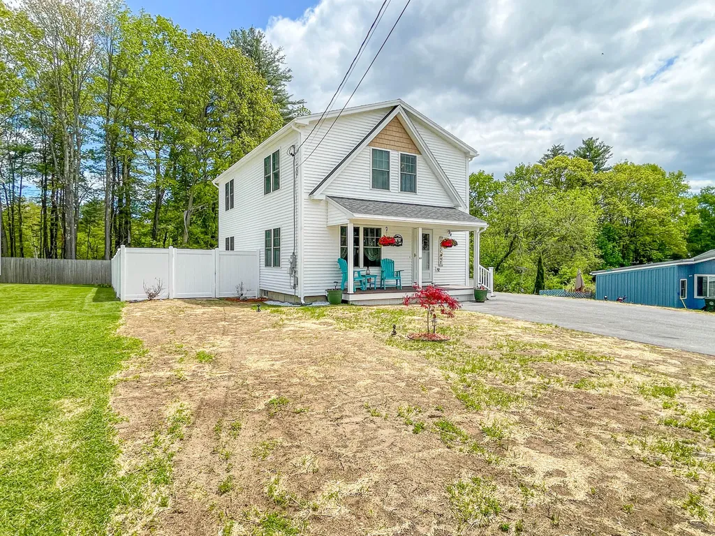 43 Cumberland Avenue Saco ME 04072