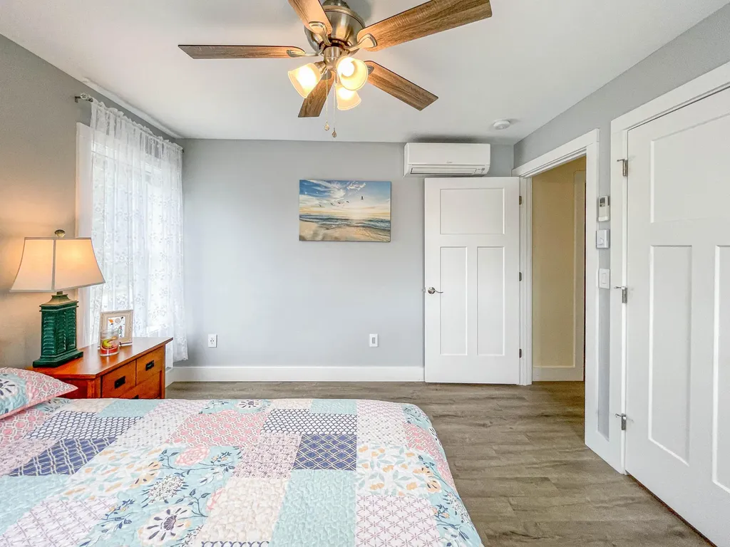 43 Cumberland Avenue Saco ME 04072