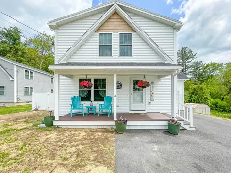 43 Cumberland Avenue Saco ME 04072