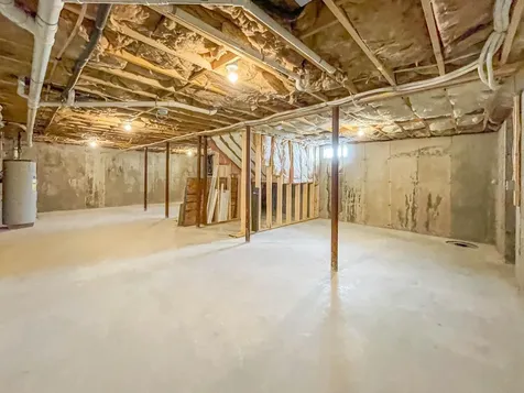43 Cumberland Avenue Saco ME 04072