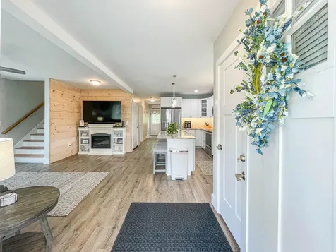 43 Cumberland Avenue Saco ME 04072