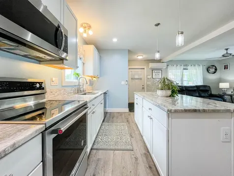 43 Cumberland Avenue Saco ME 04072
