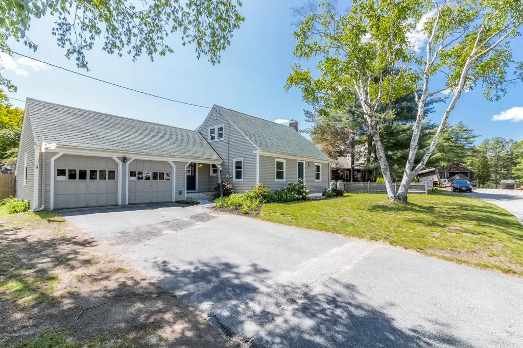 8 White Birch Lane Portland ME 04103