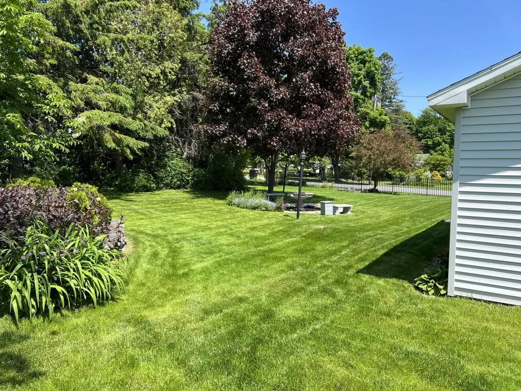 17 Crestmont Road Bangor ME 04401