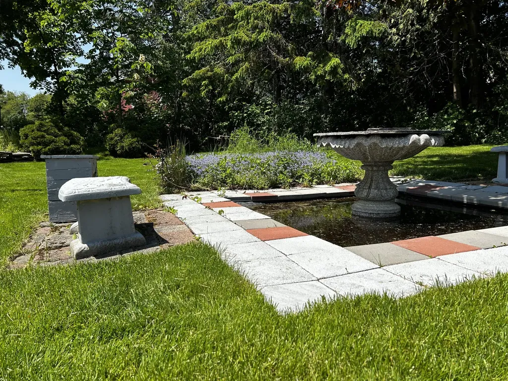 17 Crestmont Road Bangor ME 04401
