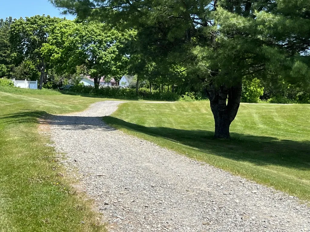 17 Crestmont Road Bangor ME 04401