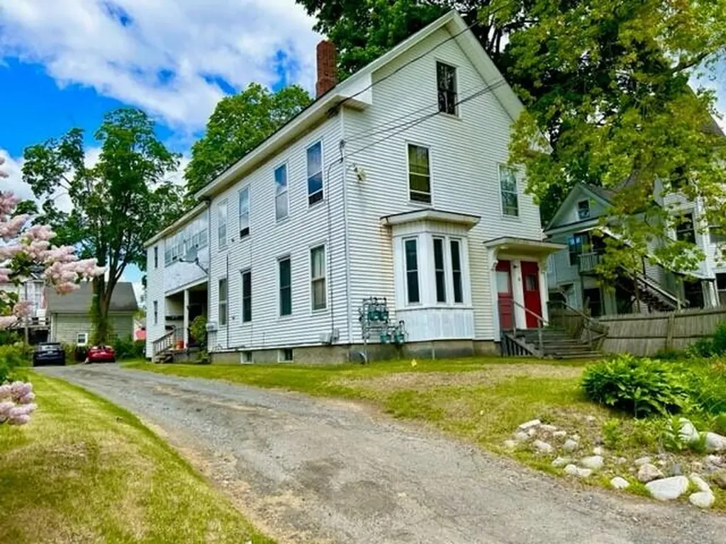 35 Summer Street Waterville ME 04901