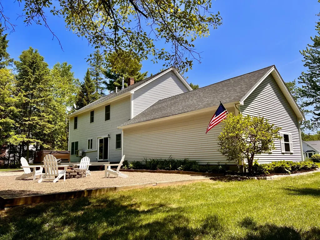 91 Main Trail Hampden ME 04444
