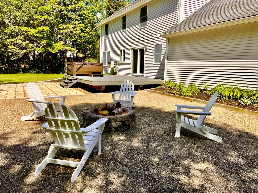 91 Main Trail Hampden ME 04444