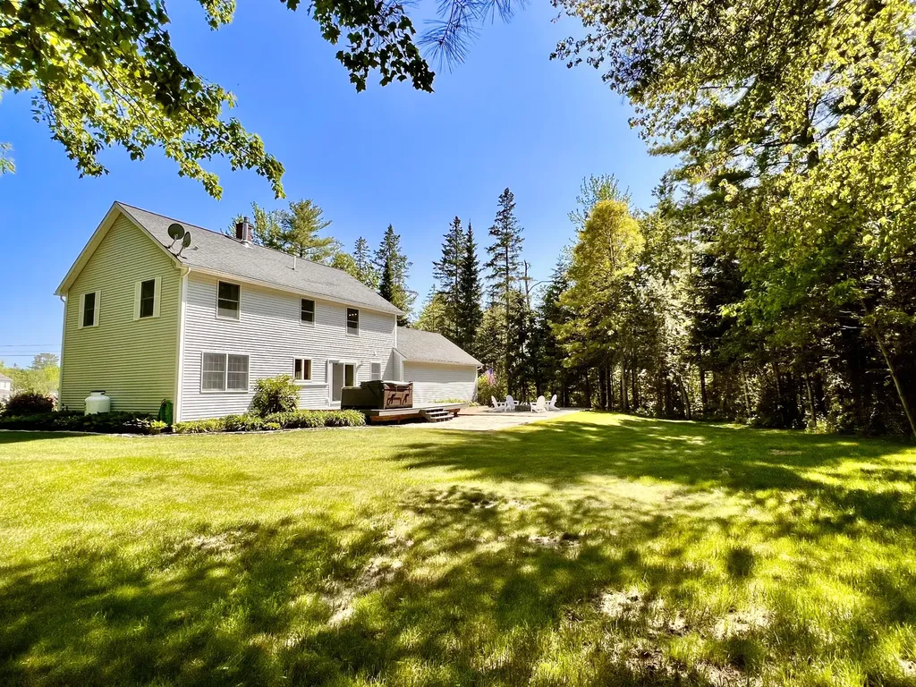91 Main Trail Hampden ME 04444