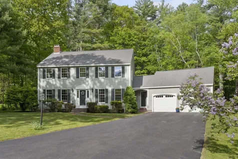 8 Partridge Lane Falmouth ME 04105