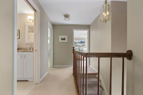 8 Partridge Lane Falmouth ME 04105