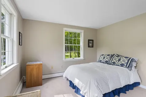 8 Partridge Lane Falmouth ME 04105