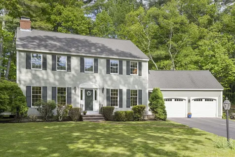 8 Partridge Lane Falmouth ME 04105