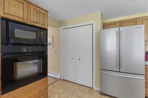 8 Partridge Lane Falmouth ME 04105