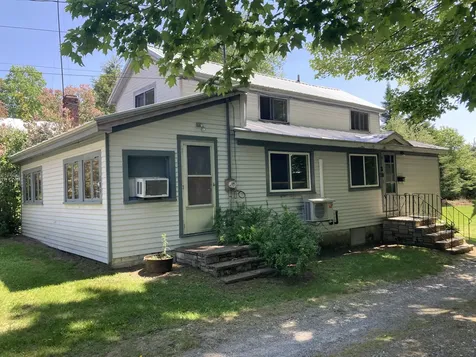 189 Maple Avenue Farmington ME 04938