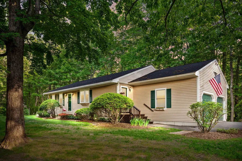2 Mineral Spring Road Windham ME 04062