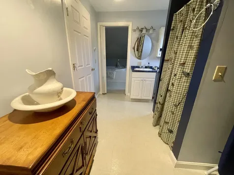 22 Washington Street Greenville ME 04441