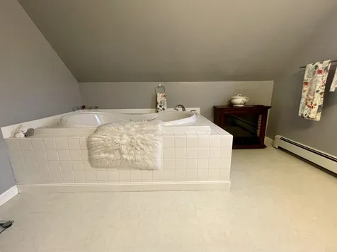 22 Washington Street Greenville ME 04441