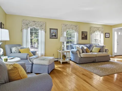 180 Lovejoy Shores Fayette ME 04349