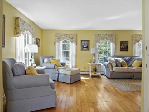 180 Lovejoy Shores Fayette ME 04349
